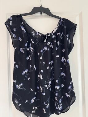 LC Lauren Conrad Blouse